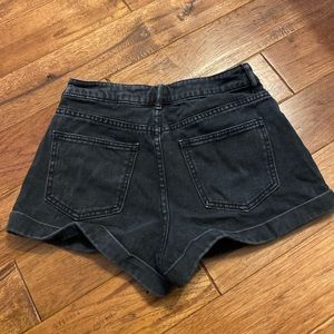 PacSun black mom shorts